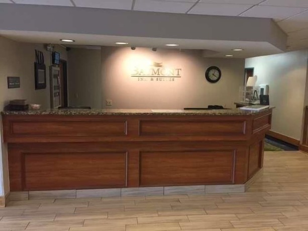 Imagen de los interiores del Hotel Baymont By Wyndham Mishawaka South Bend Area. Foto 13