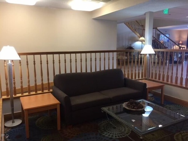 Imagen de los interiores del Hotel Baymont By Wyndham Mishawaka South Bend Area. Foto 15