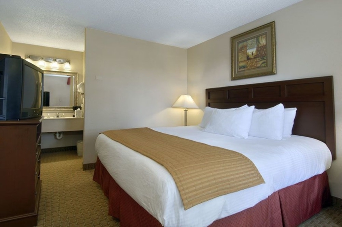 Imagen de la habitación del Hotel Baymont By Wyndham Mobile/ I-65. Foto 10