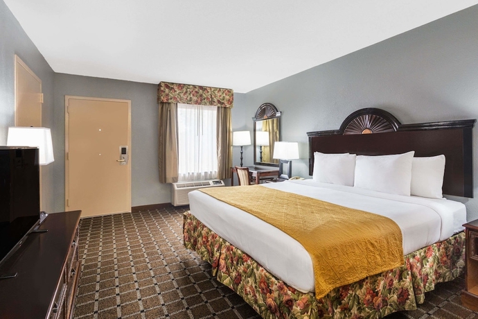 Imagen de la habitación del Hotel Baymont By Wyndham Mobile/tillmans Corner. Foto 8