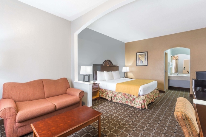 Imagen de la habitación del Hotel Baymont By Wyndham Mobile/tillmans Corner. Foto 11
