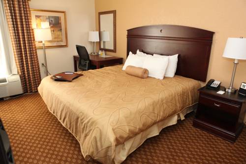 Imagen de la habitación del Hotel Baymont By Wyndham Monroe Ohio. Foto 2