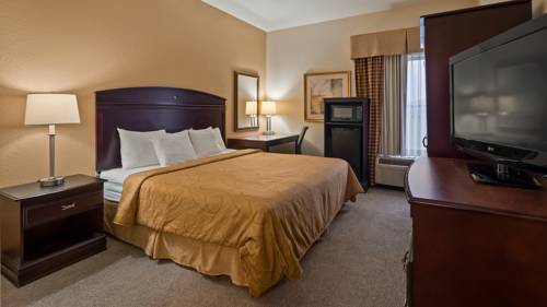 Imagen de la habitación del Hotel Baymont By Wyndham Monroe Ohio. Foto 6