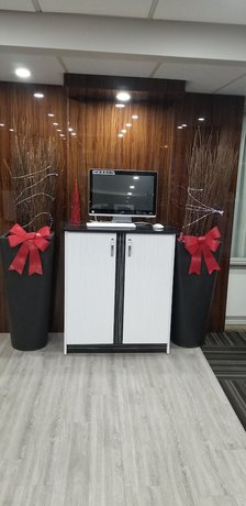 Imagen de los interiores del Hotel Baymont By Wyndham Montreal Airport. Foto 20