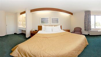 Imagen de la habitación del Hotel Baymont By Wyndham Mooresville. Foto 4