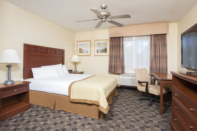 Imagen de la habitación del Hotel Baymont By Wyndham Mt. Pleasant. Foto 5