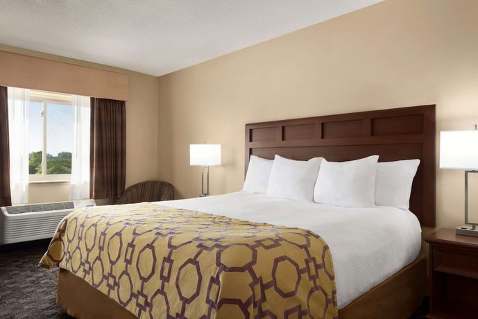 Imagen de la habitación del Hotel Baymont By Wyndham Mt. Pleasant. Foto 6