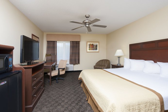 Imagen de la habitación del Hotel Baymont By Wyndham Mt. Pleasant. Foto 7