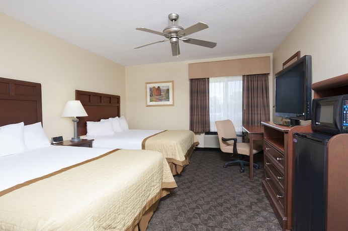 Imagen de la habitación del Hotel Baymont By Wyndham Mt. Pleasant. Foto 9