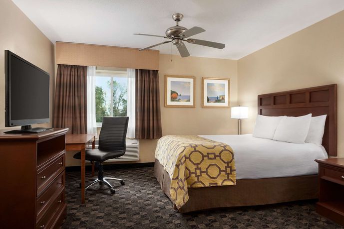 Imagen de la habitación del Hotel Baymont By Wyndham Mt. Pleasant. Foto 10