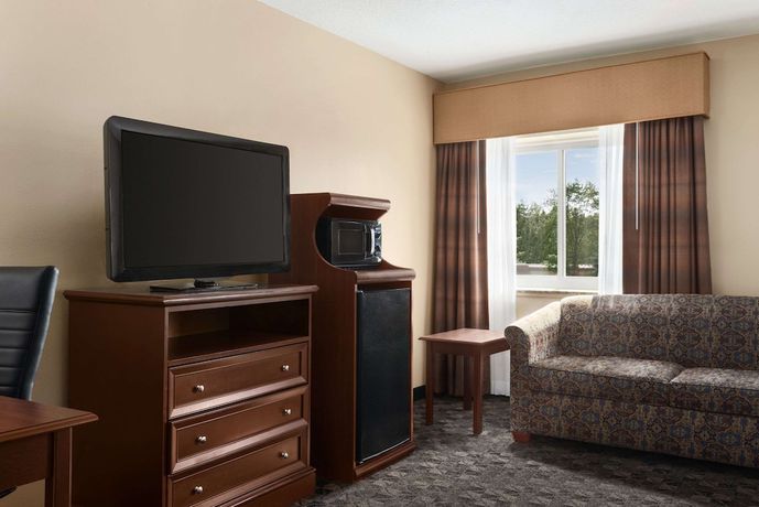 Imagen de la habitación del Hotel Baymont By Wyndham Mt. Pleasant. Foto 12