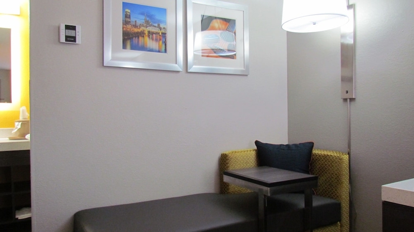 Imagen de la habitación del Hotel Baymont By Wyndham Murfreesboro. Foto 7