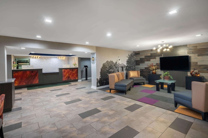 Imagen de los interiores del Hotel Baymont By Wyndham Murfreesboro. Foto 16