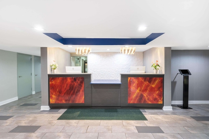 Imagen de los interiores del Hotel Baymont By Wyndham Murfreesboro. Foto 17