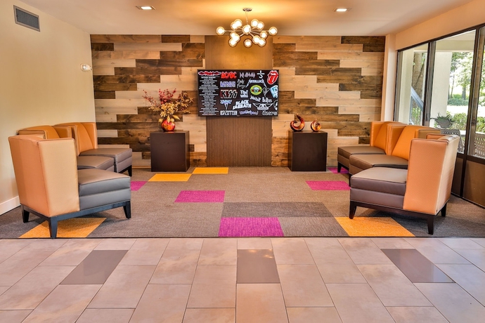 Imagen de los interiores del Hotel Baymont By Wyndham Murfreesboro. Foto 18