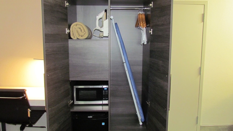 Imagen de la habitación del Hotel Baymont By Wyndham Murfreesboro. Foto 12