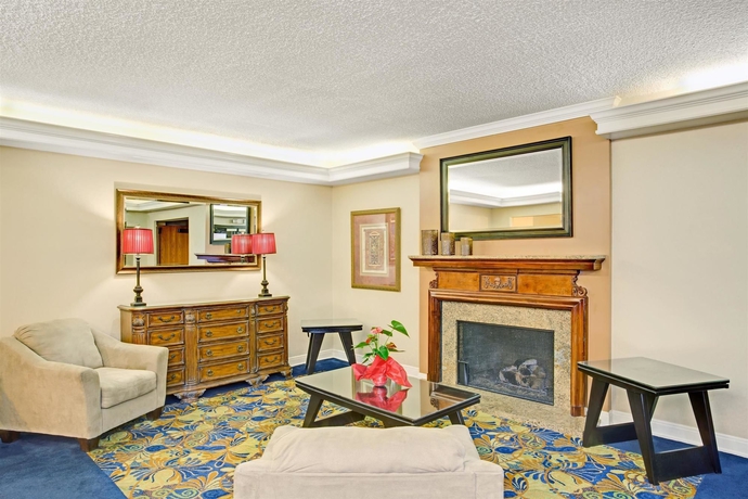 Imagen de los interiores del Hotel Baymont By Wyndham Murray/salt Lake City. Foto 13