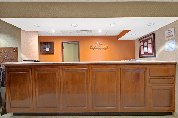 Imagen de los interiores del Hotel Baymont By Wyndham Nashville. Foto 17