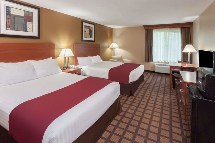 Imagen de la habitación del Hotel Baymont By Wyndham New Buffalo. Foto 4
