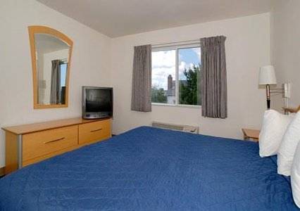 Imagen de la habitación del Hotel Baymont By Wyndham Noblesville. Foto 7
