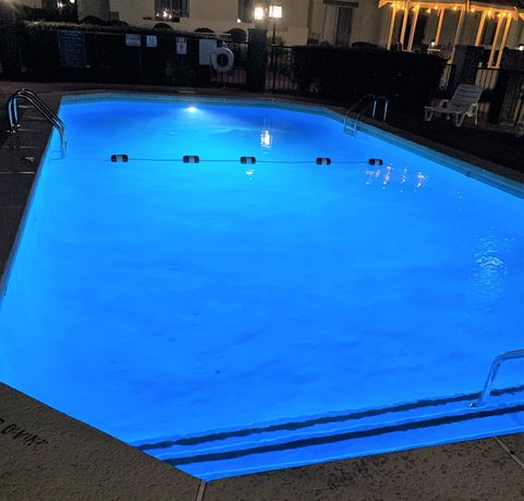 Imagen de la piscina del Hotel Baymont By Wyndham Norcross Atlanta. Foto 20