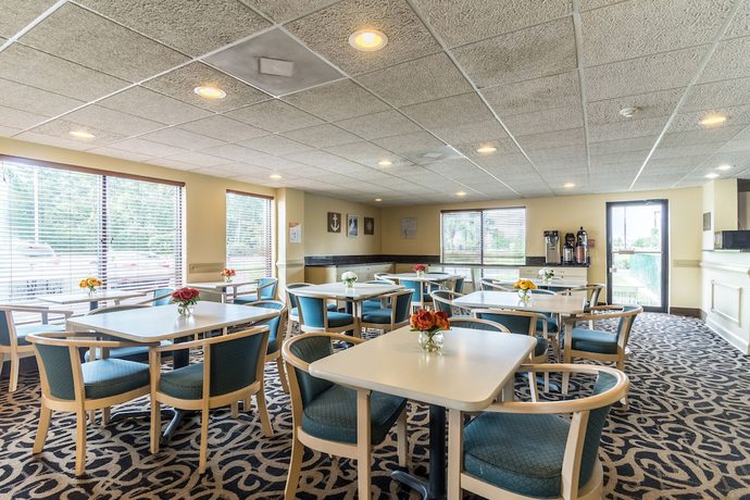 Imagen del bar/restaurante del Hotel Baymont By Wyndham North Myrtle Beach. Foto 3