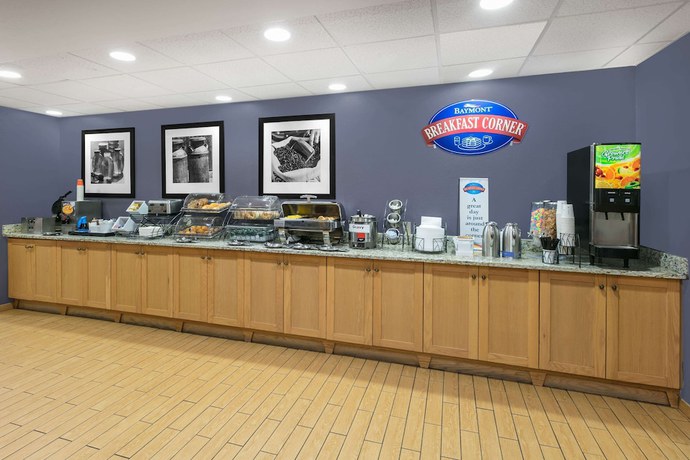 Imagen del bar/restaurante del Hotel Baymont By Wyndham Oklahoma City/quail Springs. Foto 4