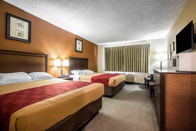 Imagen de la habitación del Hotel Baymont By Wyndham Ontario. Foto 17