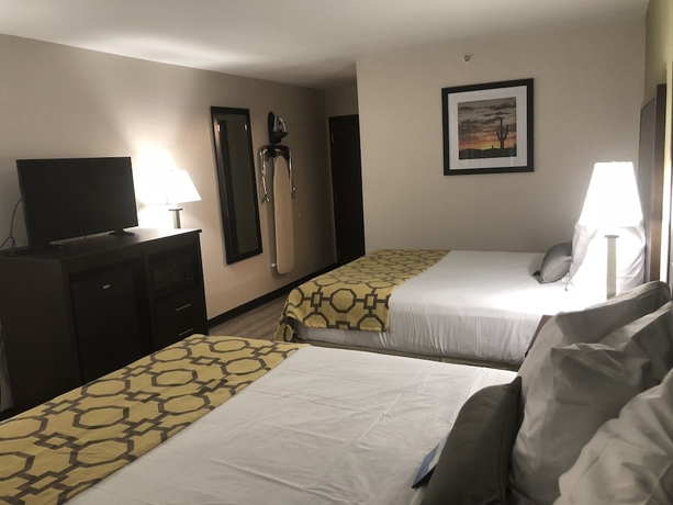 Imagen de la habitación del Hotel Baymont By Wyndham Phoenix I-10 Near 51st Ave. Foto 3