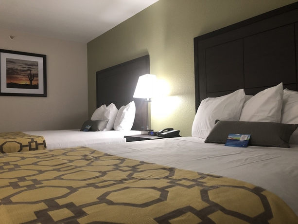 Imagen de la habitación del Hotel Baymont By Wyndham Phoenix I-10 Near 51st Ave. Foto 7