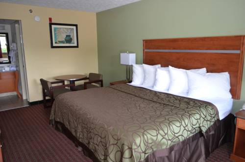 Imagen de la habitación del Hotel Baymont By Wyndham Pigeon Forge Near Island Drive. Foto 9