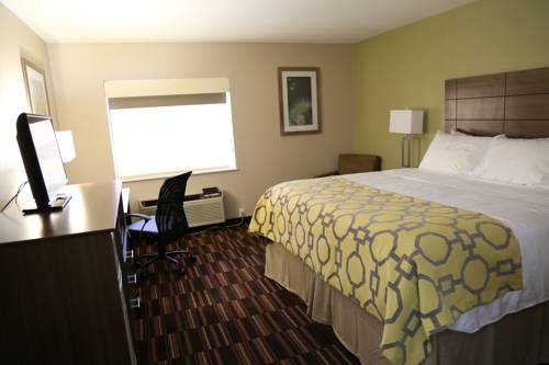 Imagen de la habitación del Hotel Baymont By Wyndham Plano. Foto 11