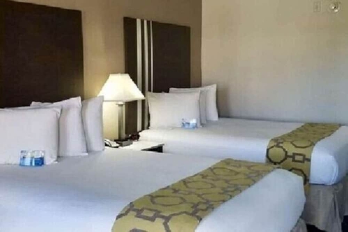 Imagen de la habitación del Hotel Baymont By Wyndham Port Arthur/groves Area. Foto 9