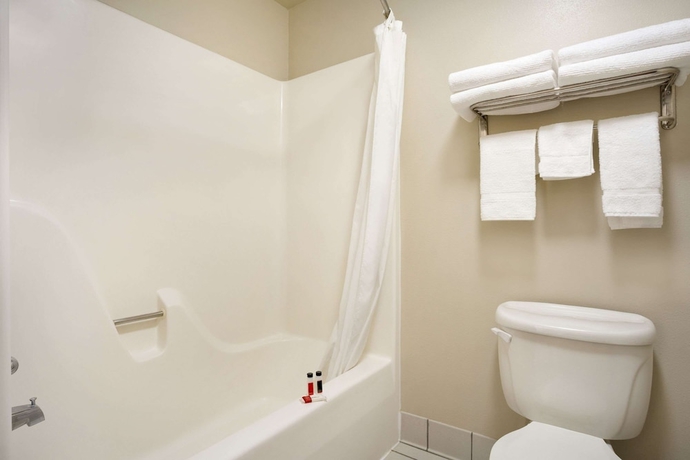 Imagen de la habitación del Hotel Baymont By Wyndham Rawlins. Foto 7