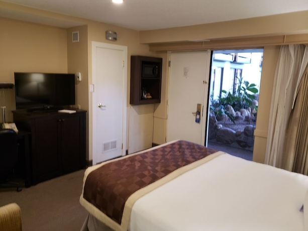 Imagen de la habitación del Hotel Baymont By Wyndham Red Deer. Foto 6