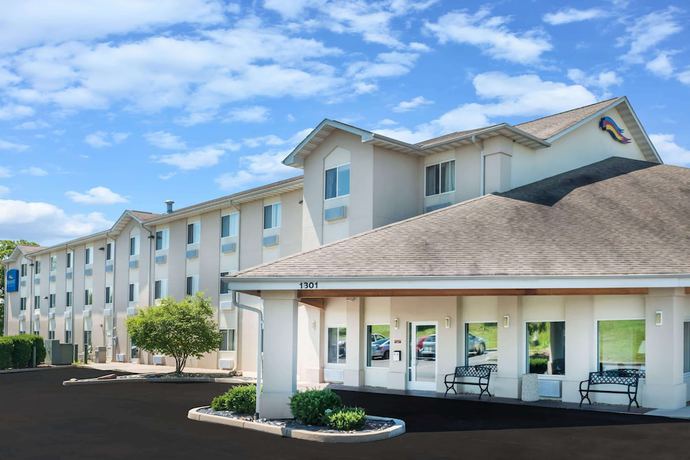 Imagen general del Hotel Baymont By Wyndham Rolla. Foto 1