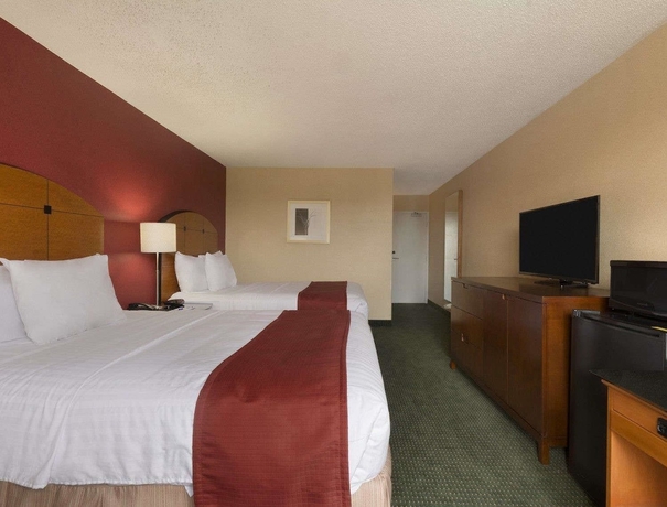 Imagen de la habitación del Hotel Baymont By Wyndham Salem Roanoke Area. Foto 10