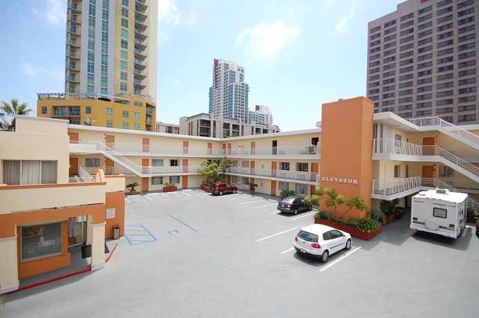 Imagen general del Hotel Baymont By Wyndham San Diego Downtown. Foto 2