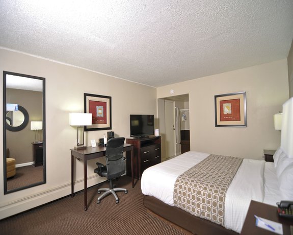 Imagen de la habitación del Hotel Baymont By Wyndham Sandusky. Foto 7