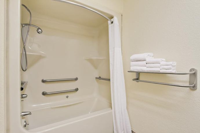 Imagen de la habitación del Hotel Baymont By Wyndham Santee. Foto 17