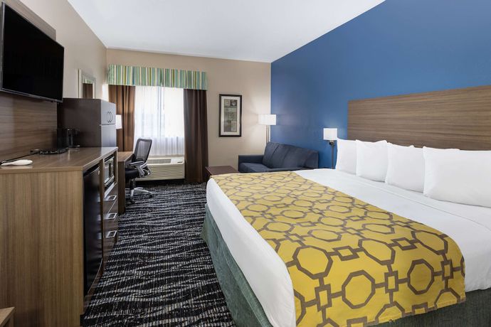 Imagen de la habitación del Hotel Baymont By Wyndham Saraland. Foto 13