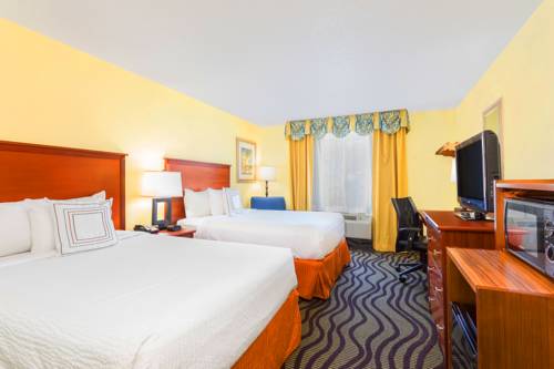 Imagen de la habitación del Hotel Baymont By Wyndham Savannah Midtown. Foto 9