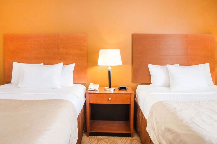 Imagen de la habitación del Hotel Baymont By Wyndham Savannah South. Foto 9