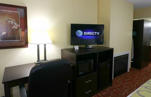 Imagen de la habitación del Hotel Baymont By Wyndham Sevierville Pigeon Forge. Foto 9