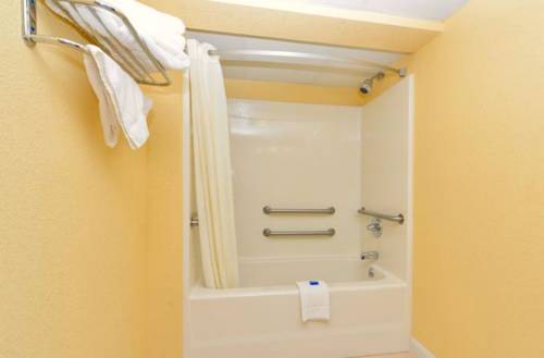 Imagen de la habitación del Hotel Baymont By Wyndham Sevierville Pigeon Forge. Foto 16