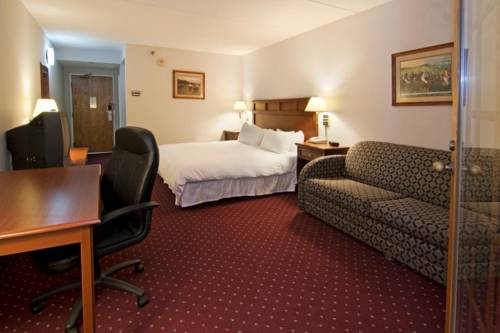 Imagen de la habitación del Hotel Baymont By Wyndham Shakopee. Foto 11