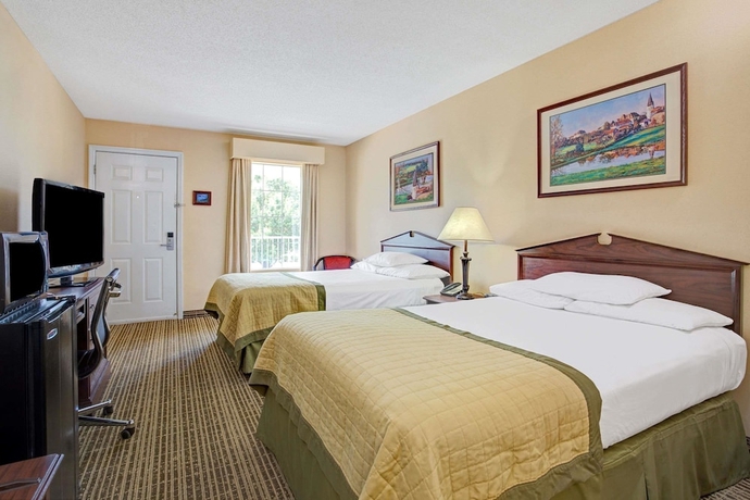 Imagen de la habitación del Hotel Baymont By Wyndham Smithfield. Foto 4