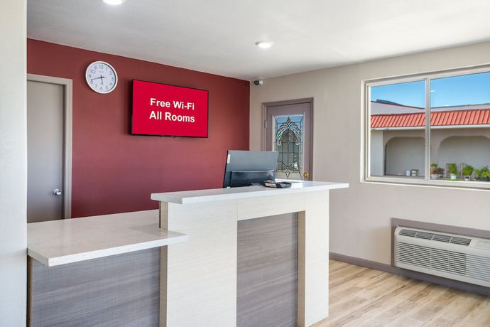 Imagen de los interiores del Hotel Baymont By Wyndham Socorro. Foto 18