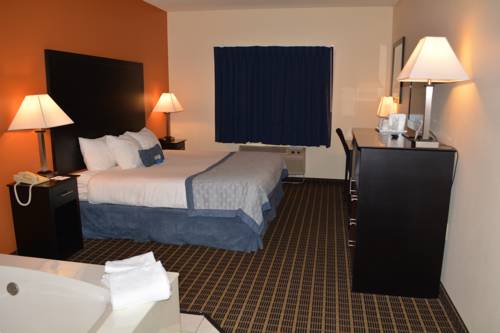 Imagen de la habitación del Hotel Baymont By Wyndham South Haven. Foto 8