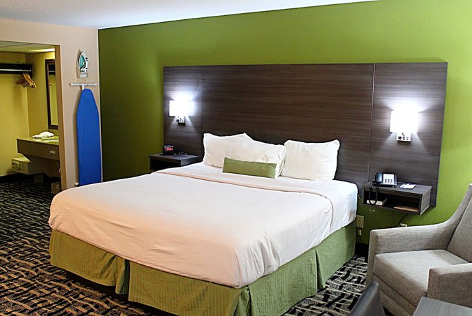 Imagen de la habitación del Hotel Baymont By Wyndham Springfield. Foto 10